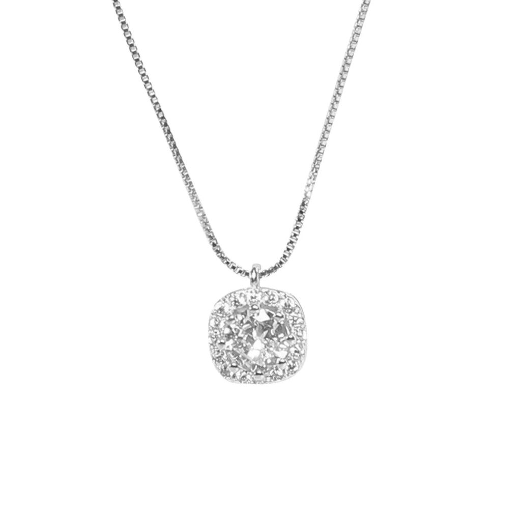 Gold Necklace for Women,Dainty Gold Necklaces 14K Gold Plated Diamond Necklaces Cute Cz Solitaire Choker Necklaces for Women Simple Cubic Zirconia Pendant Necklace Gifts(Silver,One Size)